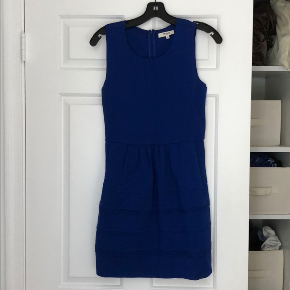 Made well dress. Never worn!